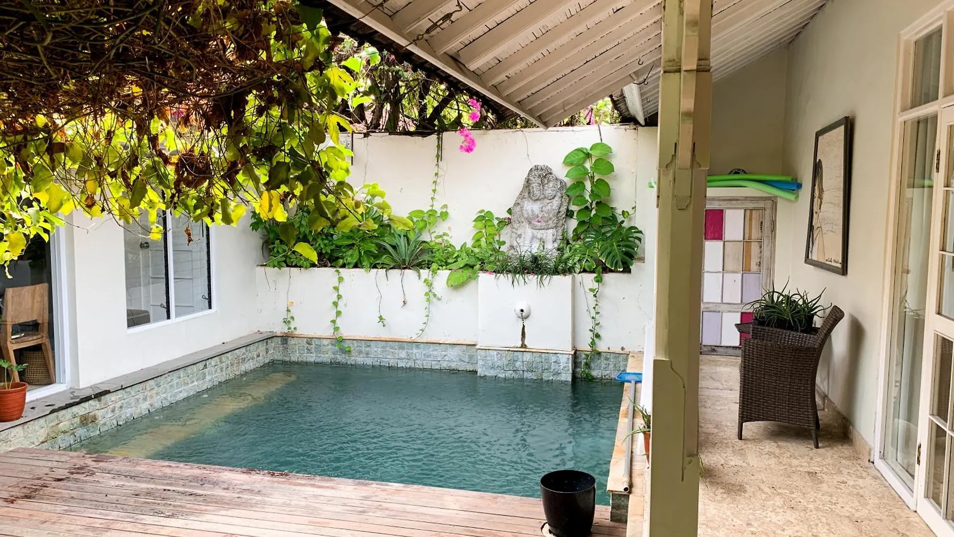 Tropical Oasis 2 Bedroom Villa - Near Beach Seminyak