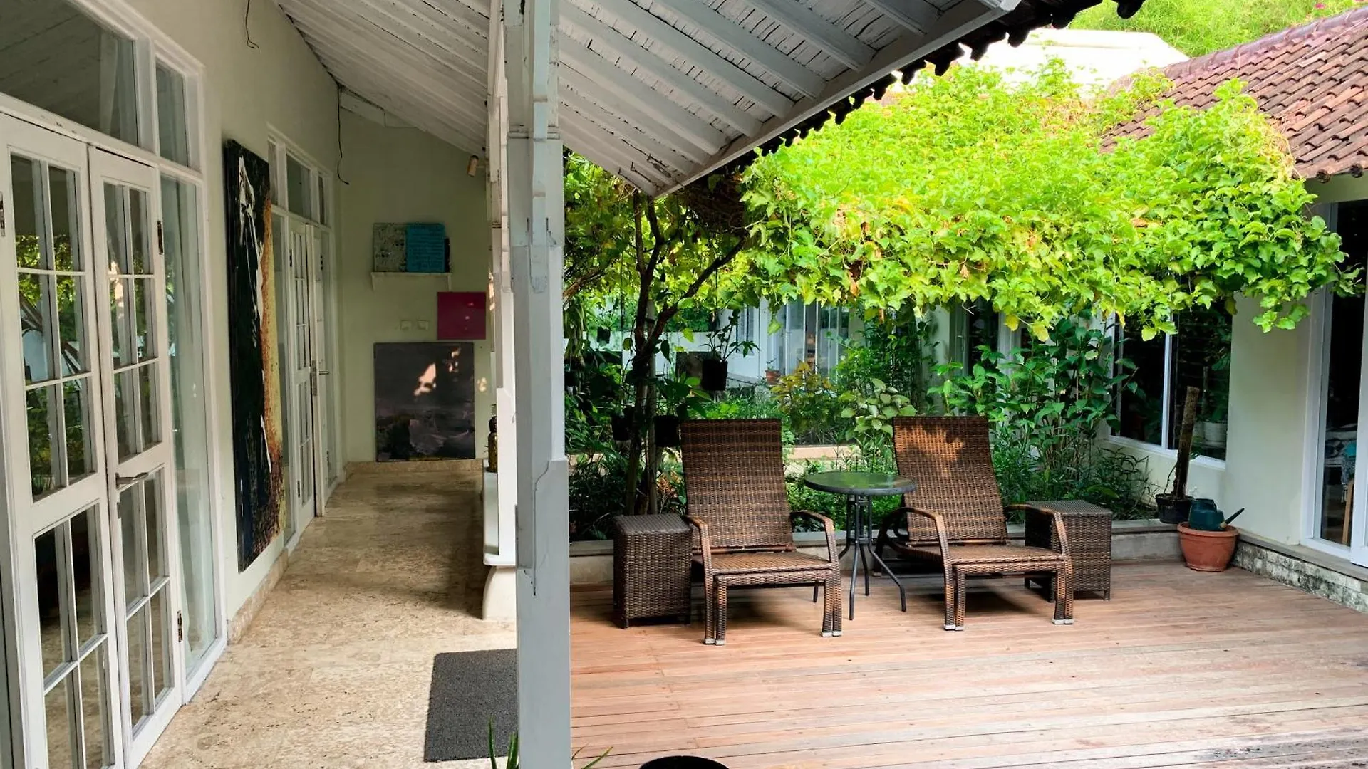 Tropical Oasis 2 Bedroom Villa - Near Beach Seminyak